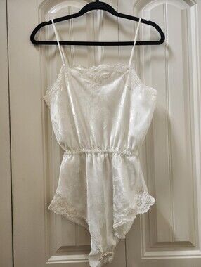 Vintage Linda Bis Teddy Romper
